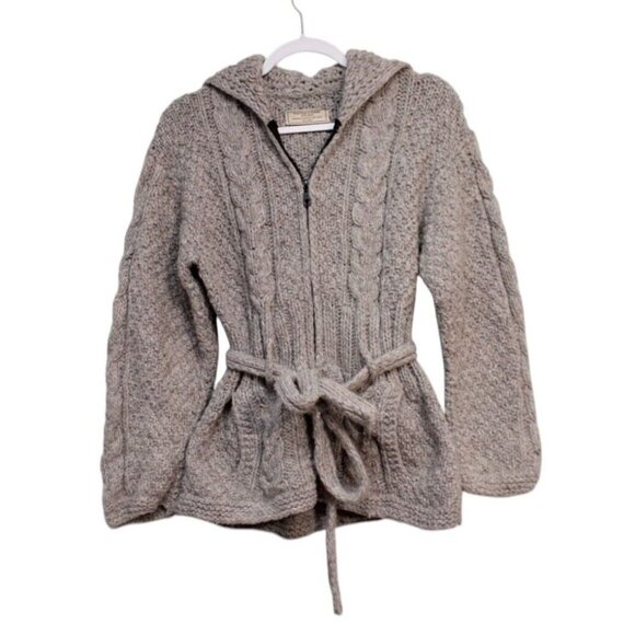 Handmade Full Zip Cable Knit Sweater Size Small 100% Wool Belted Hooded Chunky - Picture 1 of 13